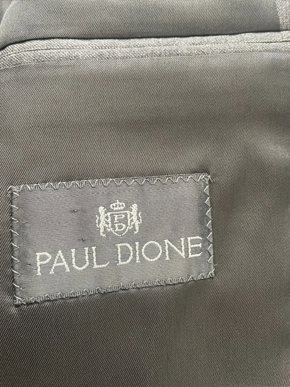 Pail Dione brand paul